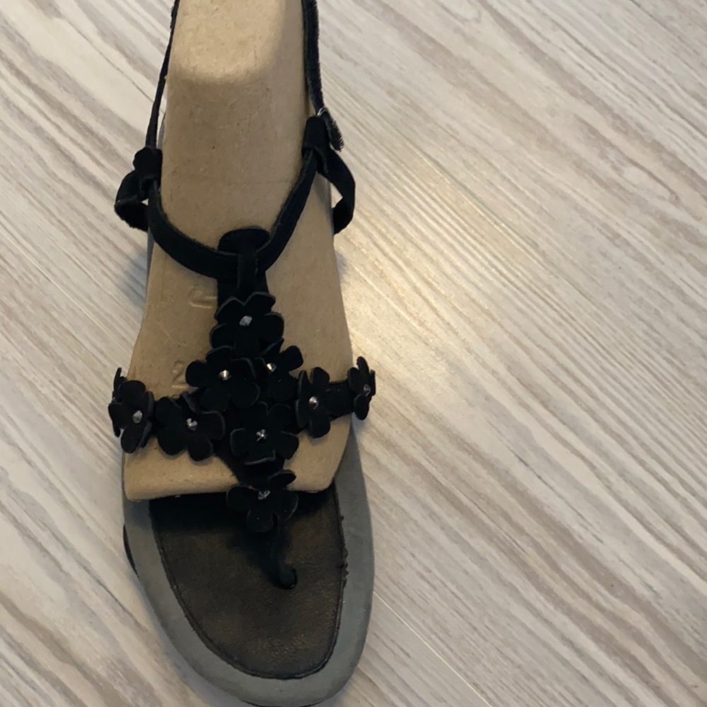 Jambu sandals - Picture 2 of 6